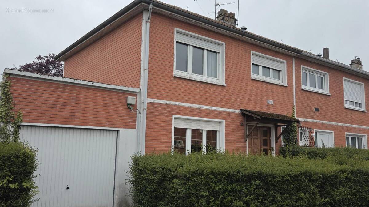 Maison à BEAURAINS