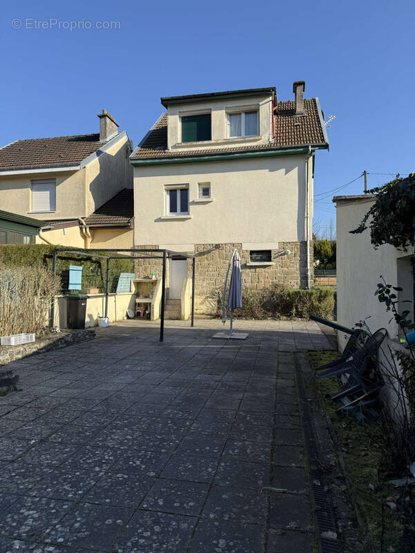 Maison à CHARLEVILLE-MEZIERES