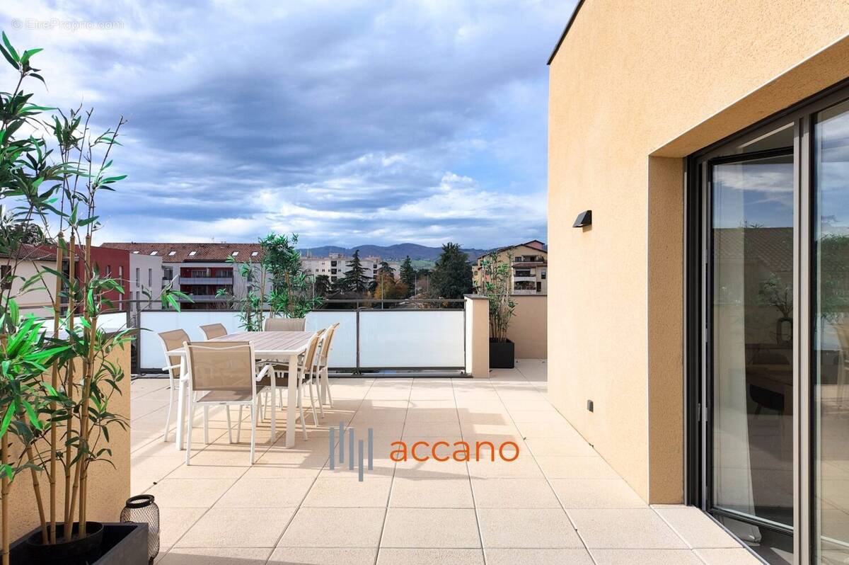 Appartement à CRAPONNE