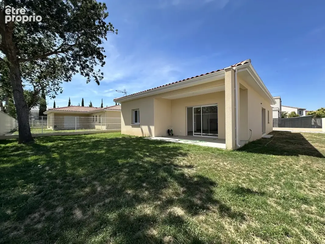 A vendre villa plain pied, 3 chambres, garage - photo 2