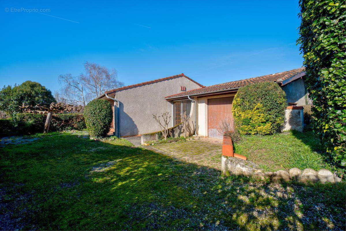 Maison à FLOURENS