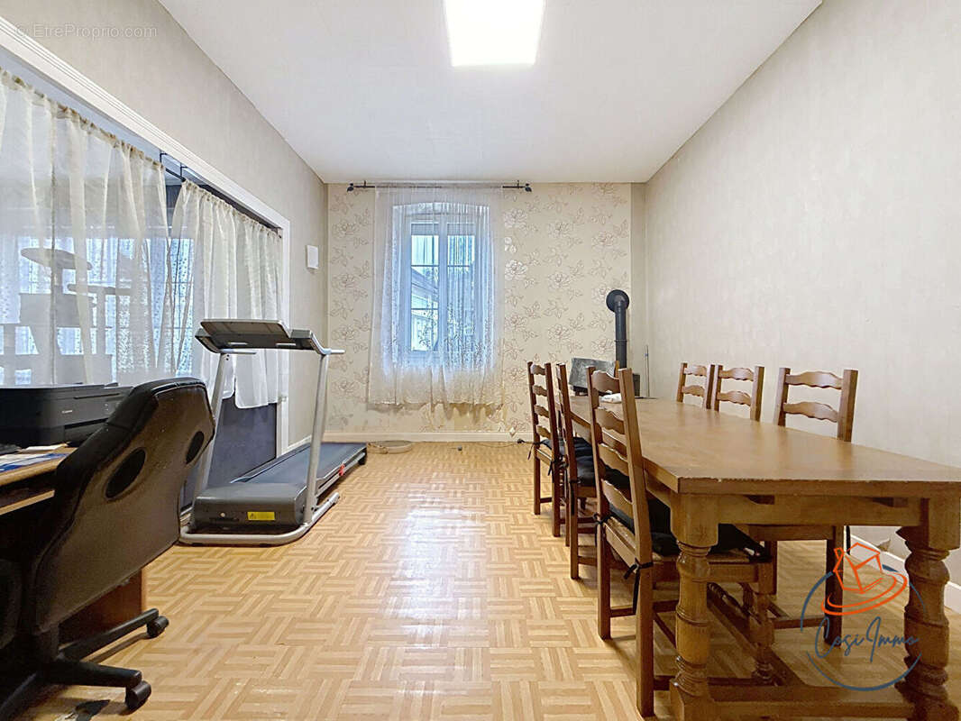 Appartement à SAINT-GERMAIN-DE-JOUX