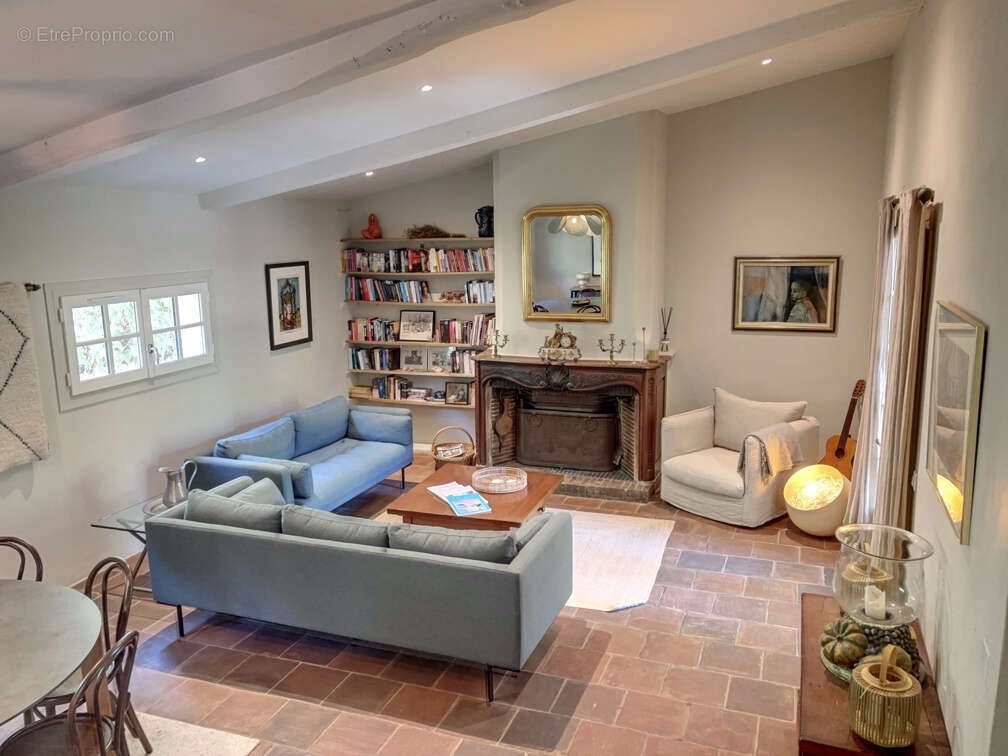 Maison à LA GARDE-FREINET