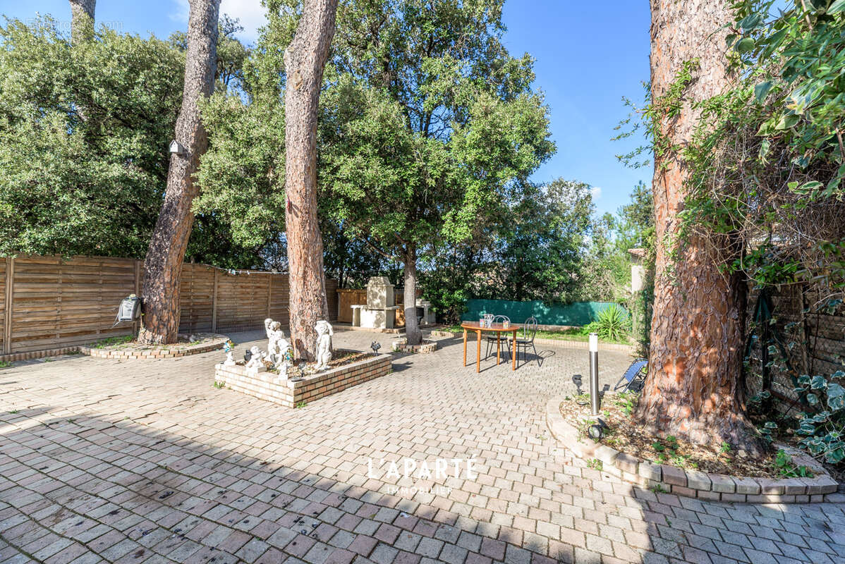 Maison  4 pièces de 90.13 m2 CALME ABSOLU - photo 6