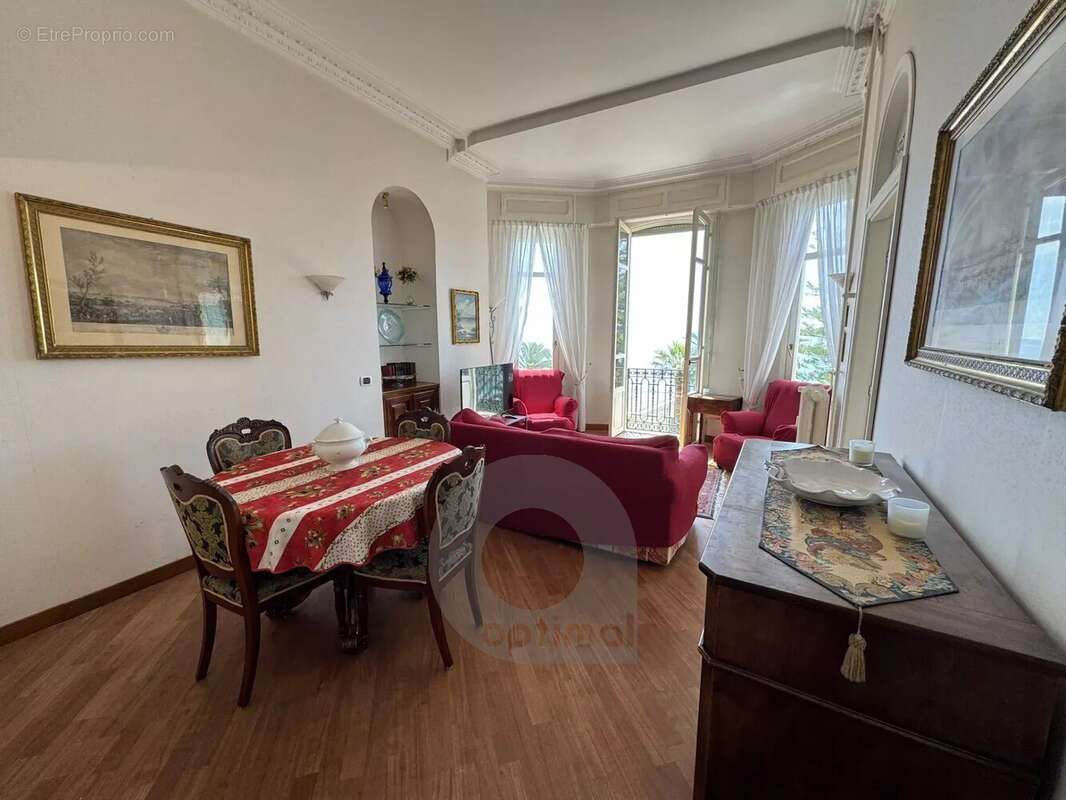 Appartement à MENTON