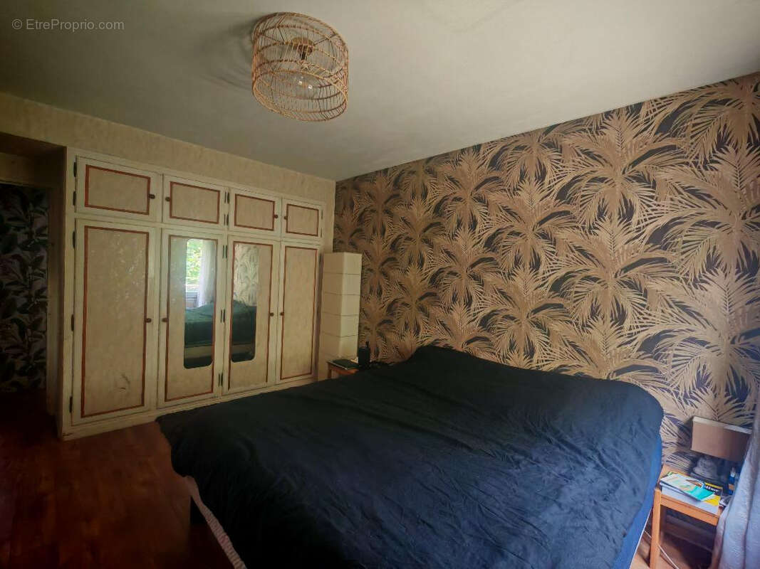 Appartement à SARTROUVILLE