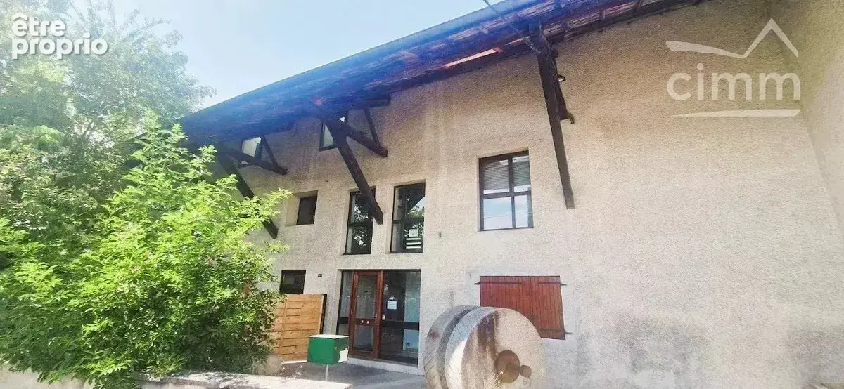Investissement à fort potentiel – plus de 240 m² à aménager – la tour-du-pin - photo 3