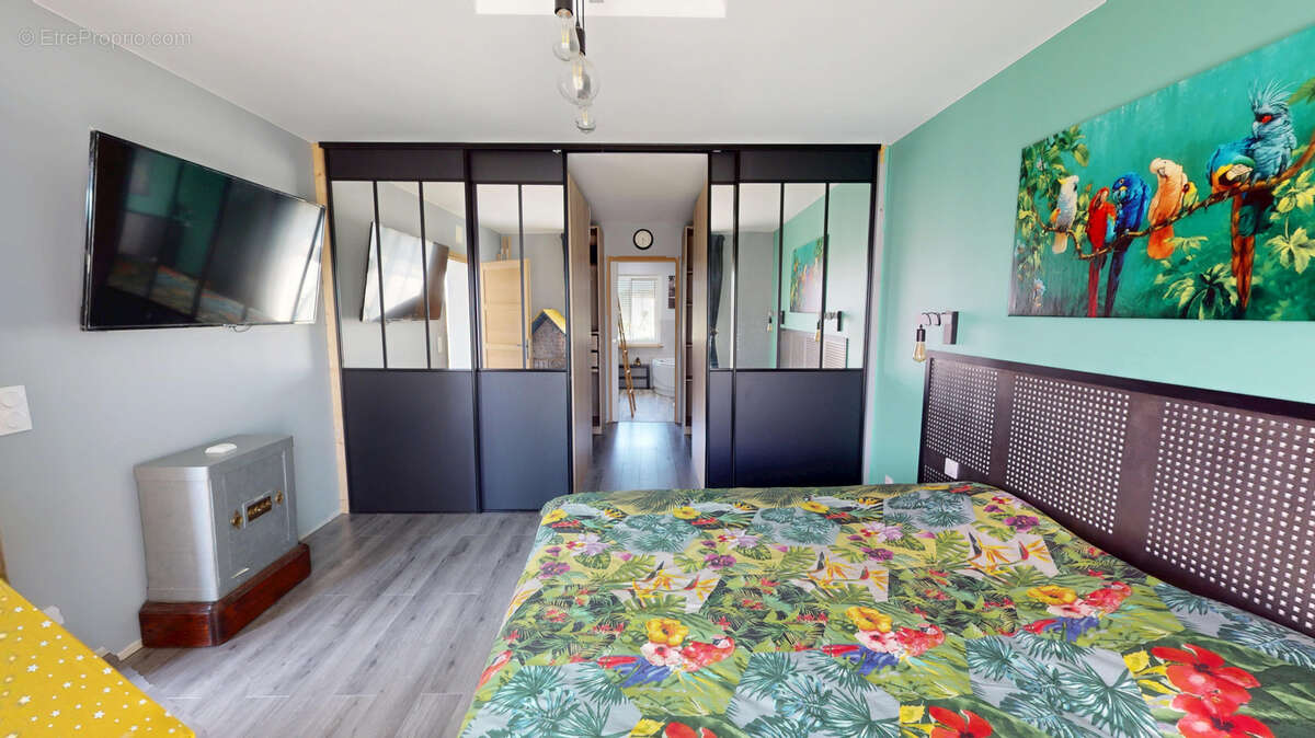Maison familiale de 145 m2 (255 m2 utiles) avec piscine   Terrain de 880 m2   Vernou-la-Celle-sur-Seine (77670 - photo 9