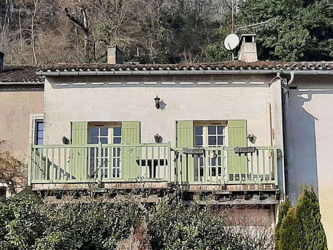 Maison de village bien aménagée à proximité de toutes les commodités - photo 13