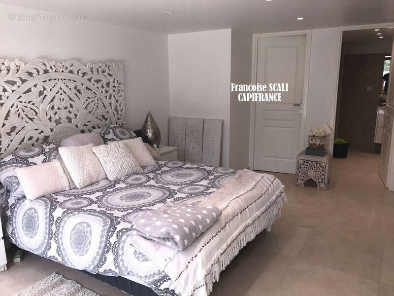 Maison à SAINT-RAPHAEL