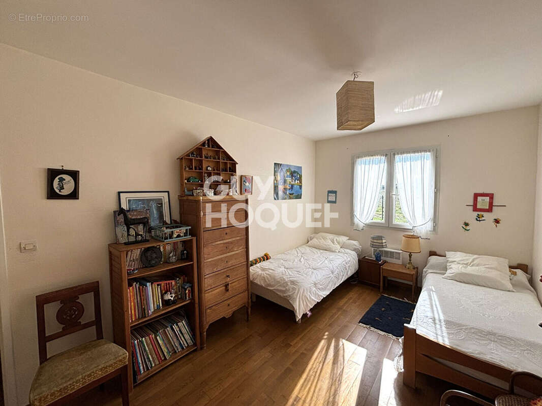 Maison à LA SALVETAT-SAINT-GILLES