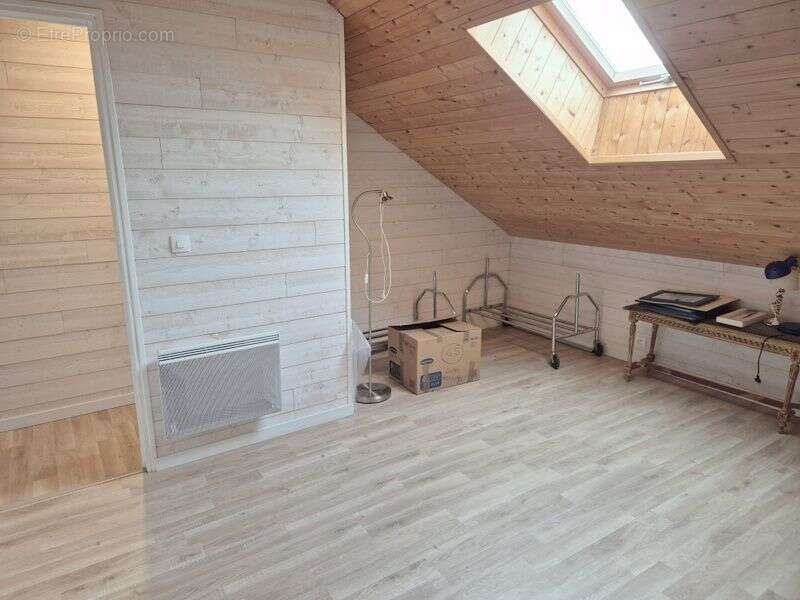 Maison à JUIGNE-DES-MOUTIERS