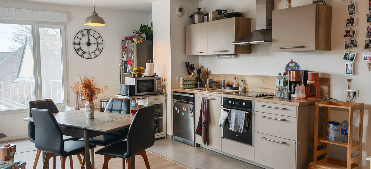 Appartement à VEZIN-LE-COQUET