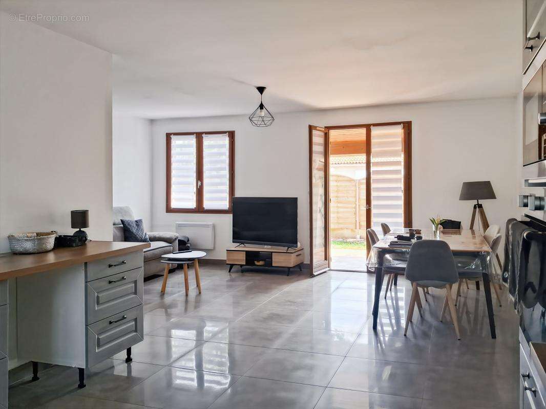 Maison à FLORENSAC