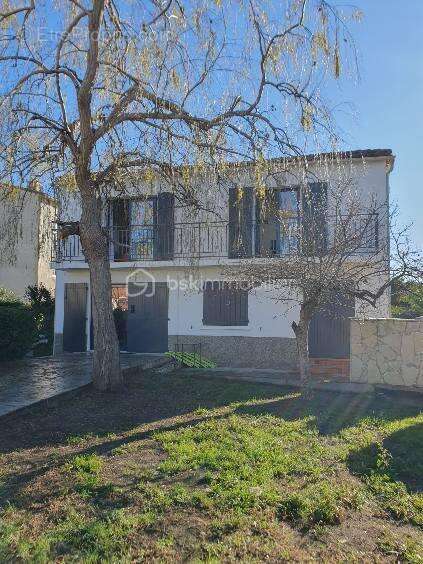Maison divisee en t4, t3 et t2 - photo 29