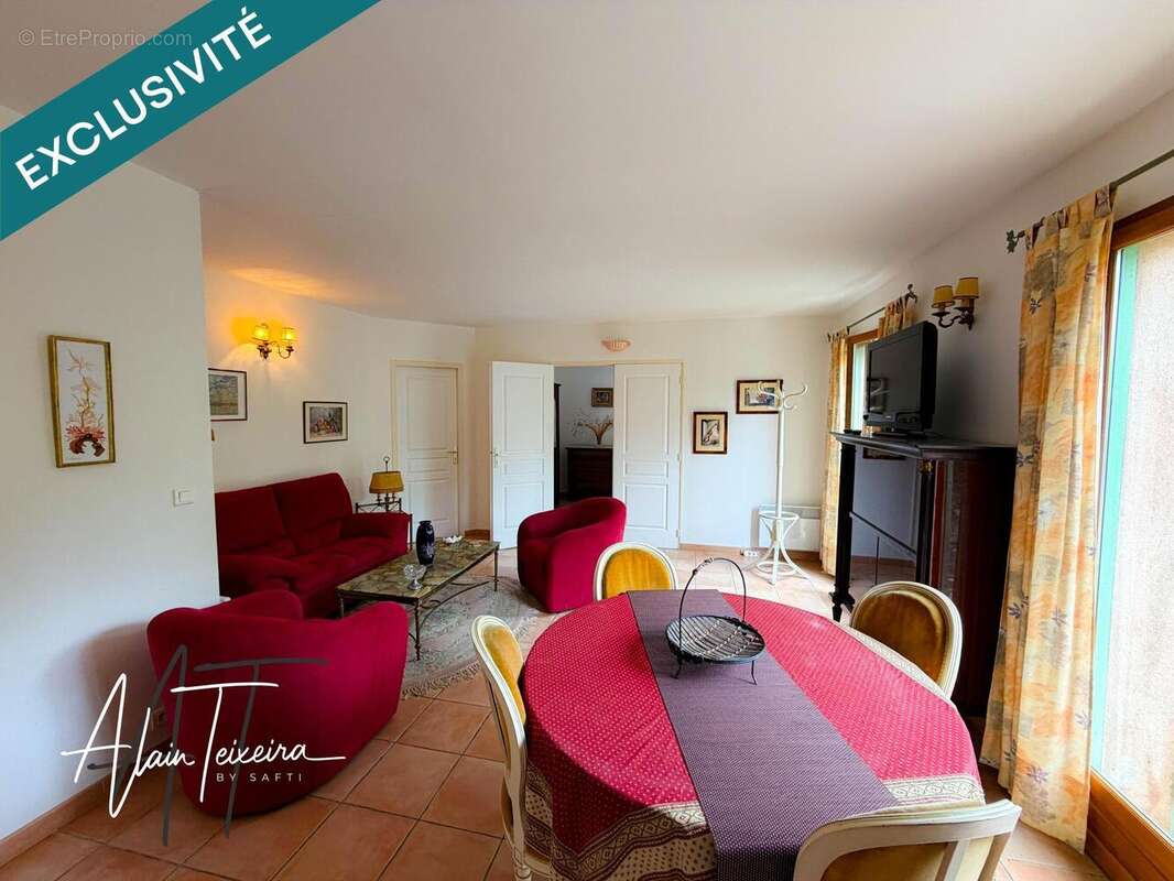 Photo 2 - Maison à LORGUES