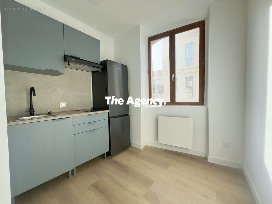 Appartement à MARSEILLE-1E