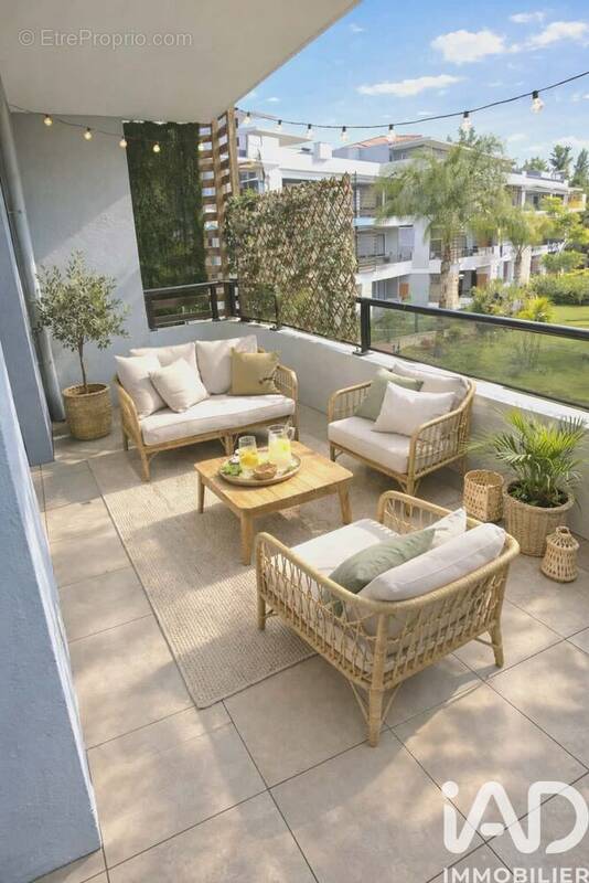 Photo 1 - Appartement à MOUGINS