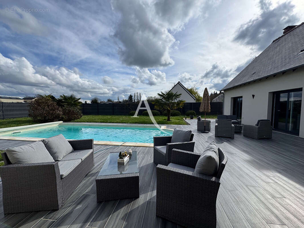 Maison d'architecte avec piscine - Pool House équipé -Prestations haut de gamme - Montlouis-sur-Loire - photo 4