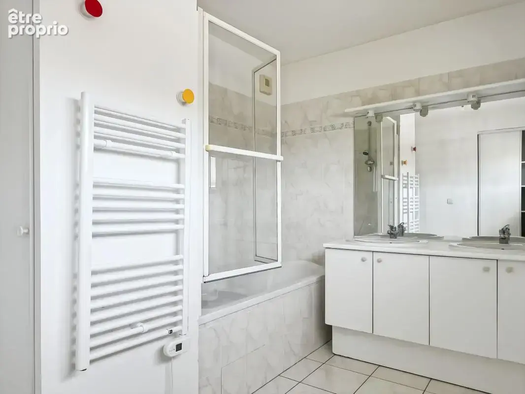 Appartement À Vendre - photo 13