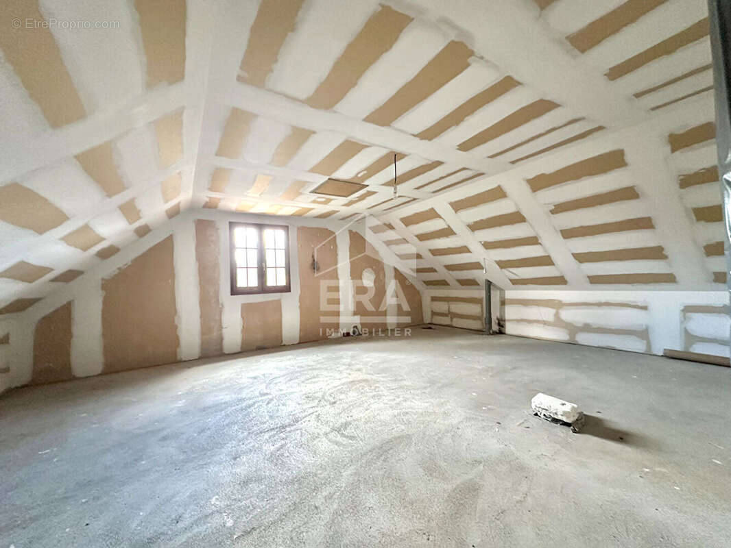 Maison 95m² à poligny - photo 13