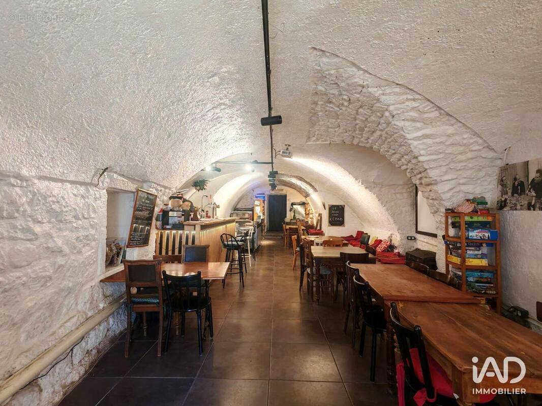 Photo 1 - Commerce à ANTRAIGUES-SUR-VOLANE