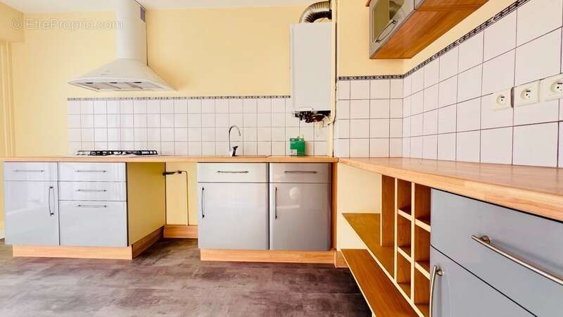 QUIMPER (29), à vendre QUIMPER appartement T4 de 80 m² habitable - photo 3