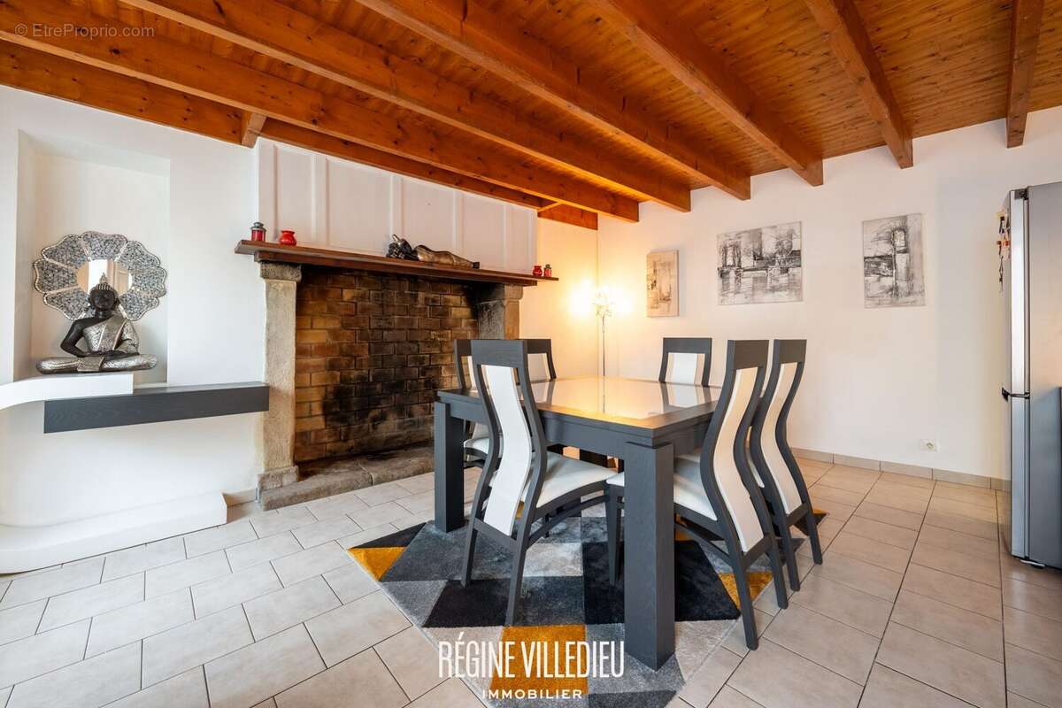 Maison à VAUVILLE