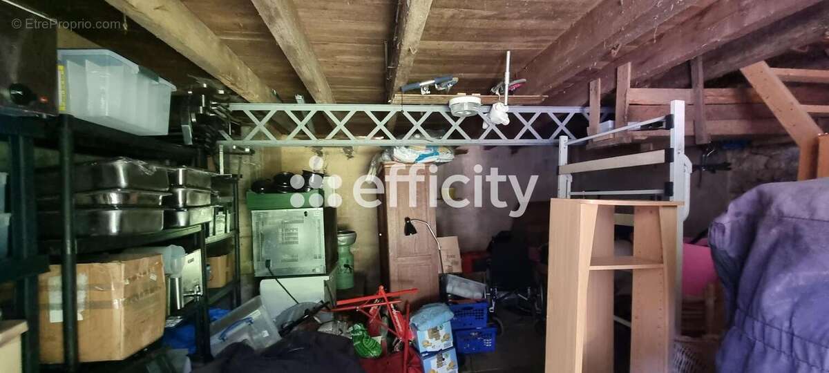 Maison à MAUPREVOIR