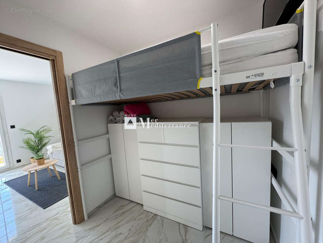 Appartement à GRIMAUD