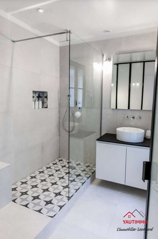 Appartement à SAINT-CERGUES