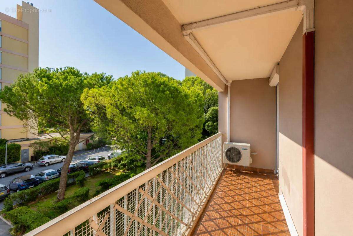 BEAU T4 avec balcon - photo 7