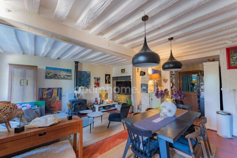 Maison à AUVERS-SUR-OISE