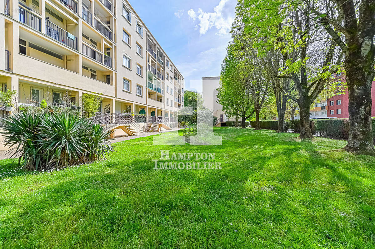 Appartement à CHAMPIGNY-SUR-MARNE