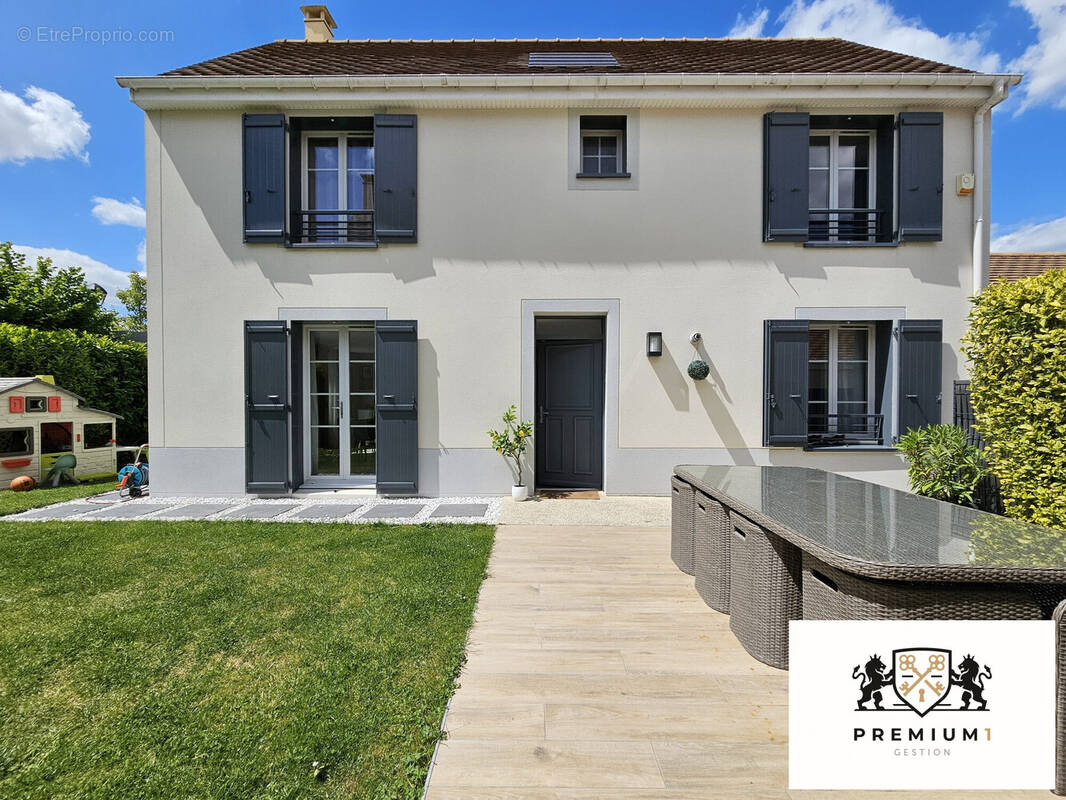 Maison à MOUSSY-LE-NEUF
