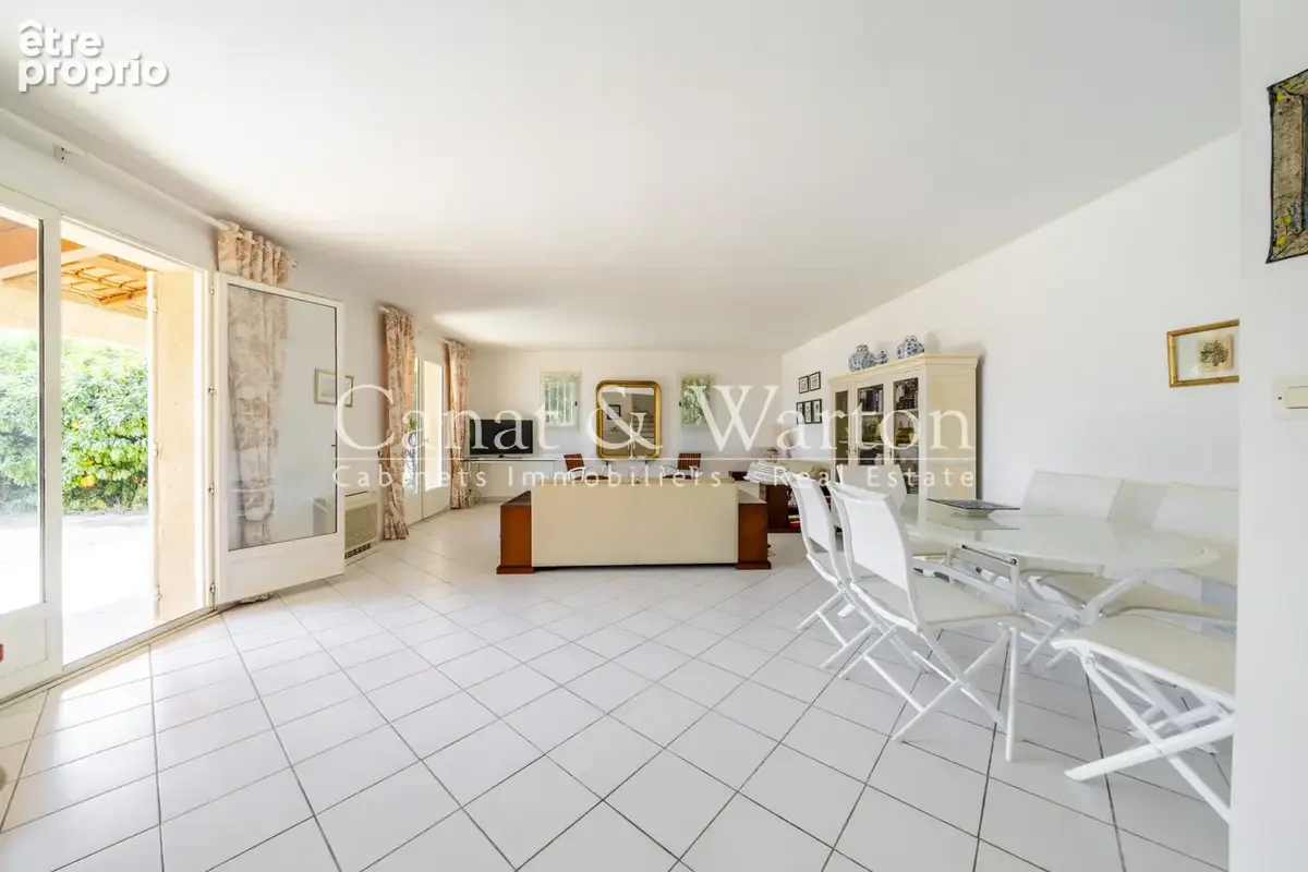 Domaine recherché à cavalaire: villa avec vue mer & piscine - photo 4
