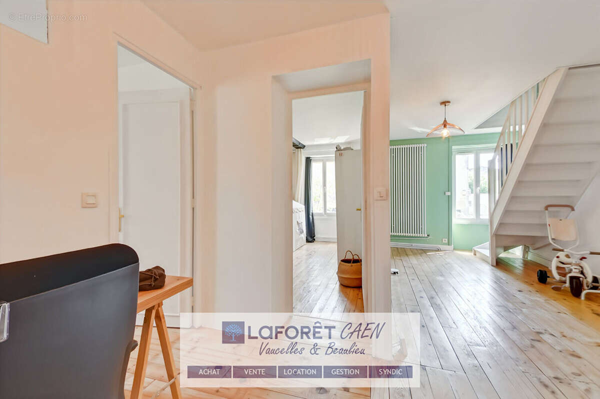 Maison à SAINT-AIGNAN-DE-CRAMESNIL