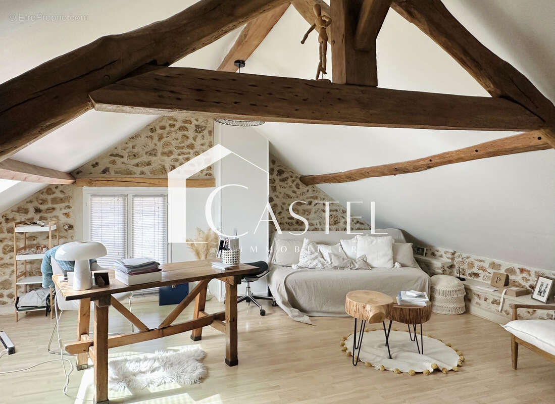 Maison à LES ALLUETS-LE-ROI
