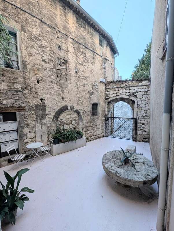 Appartement à VENCE