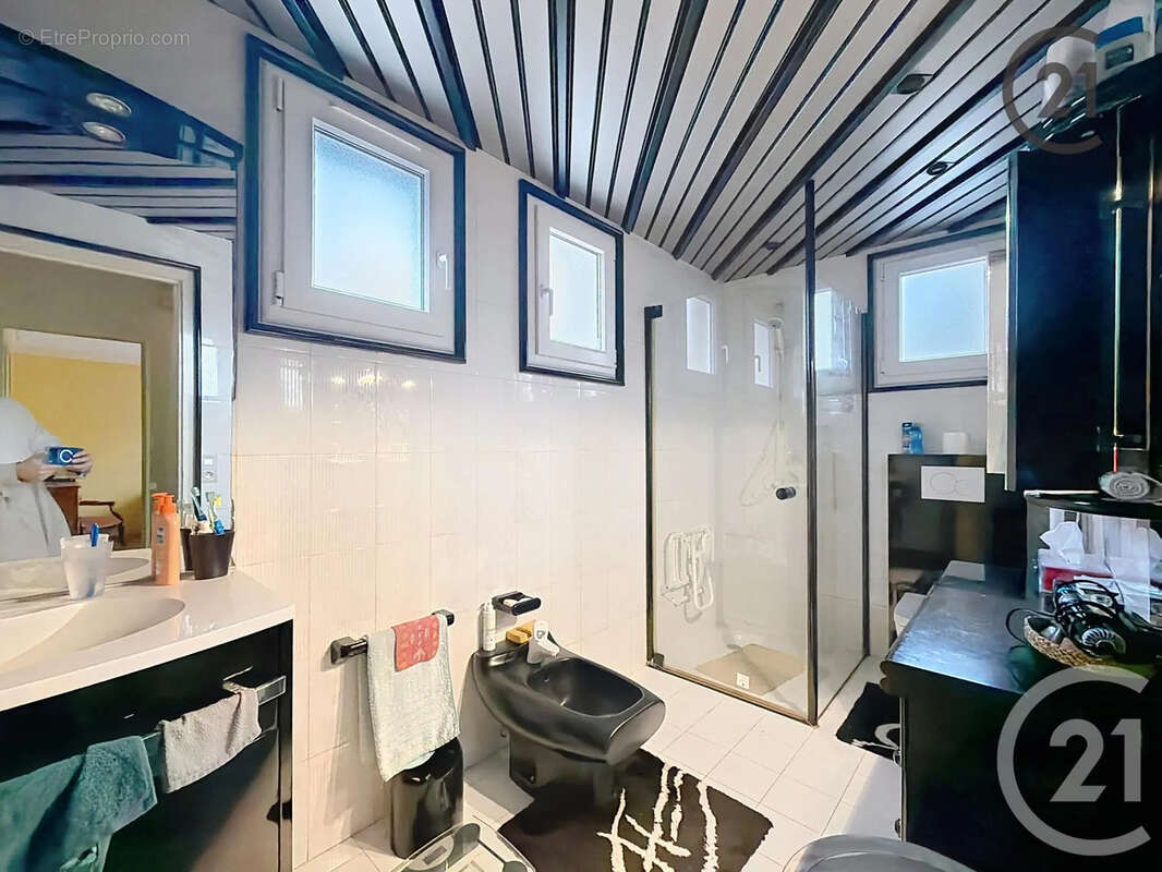 Maison à SAINTE-SAVINE