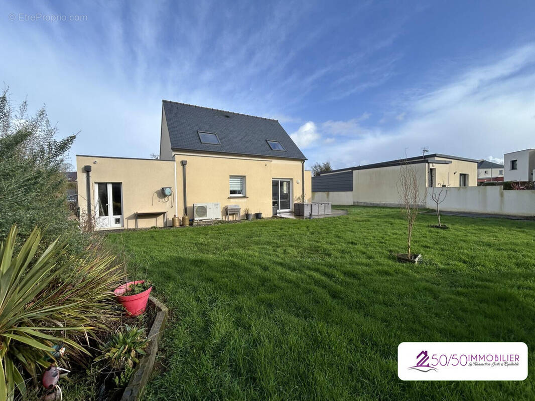 Maison à LANDIVISIAU