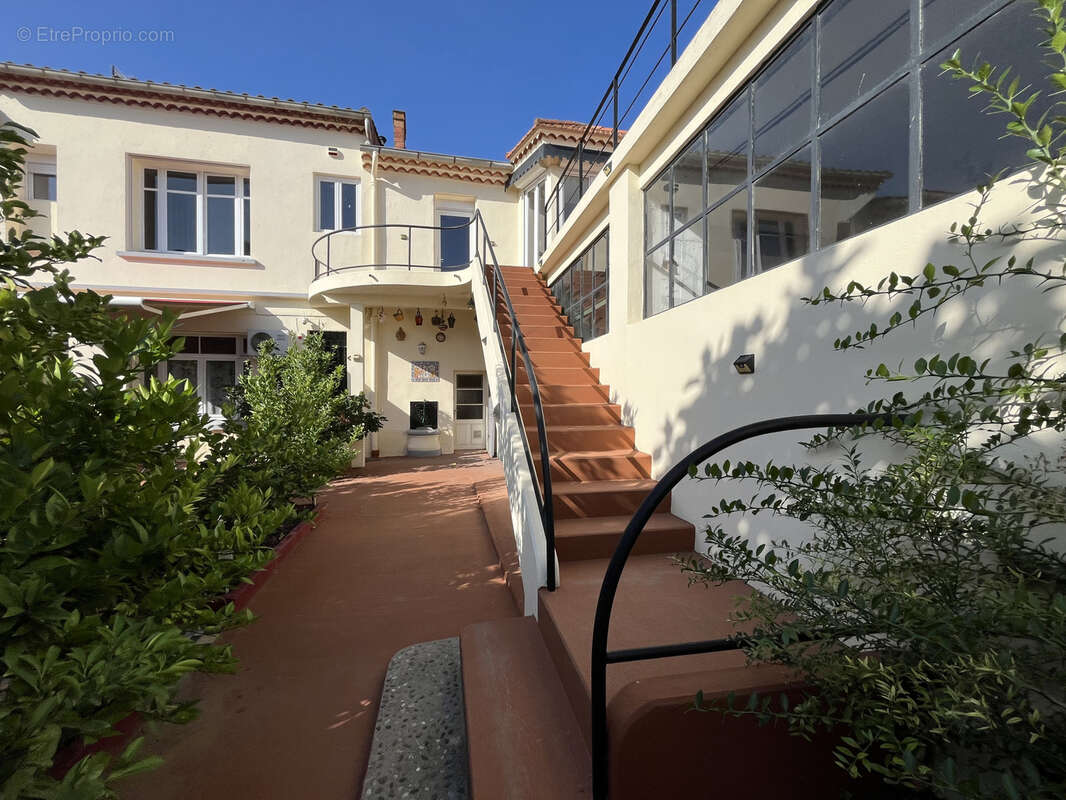 Maison à LEZIGNAN-CORBIERES