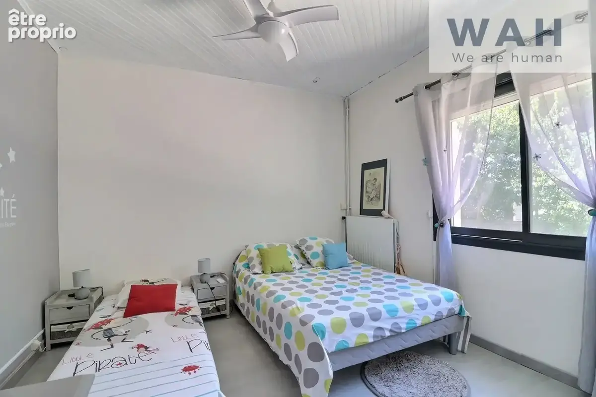 MAUGUIO   Maison 371 m2   Terrain 1100 m2   2 logements   Fo - photo 19
