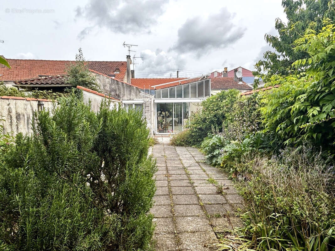 Maison à ROCHEFORT