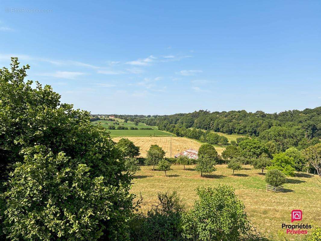 Maison à SABLE-SUR-SARTHE