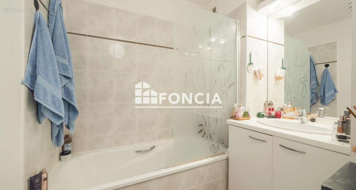 Appartement à JUVIGNAC