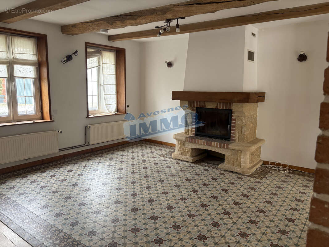 Maison à HAUTEVILLE