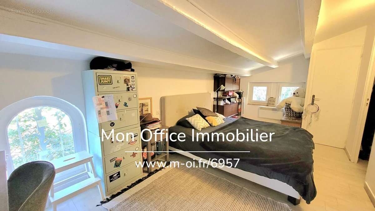 Référence : 6957-PEL - Puyricard – Villa de caractère au cœur d’un parc arboré de 5 829 m² avec piscine - photo 16