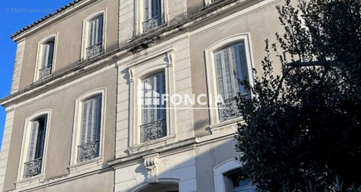 Vauvert centre historique – t2 de 42,14 m² dans une maison de maître réhabilitée - photo 2