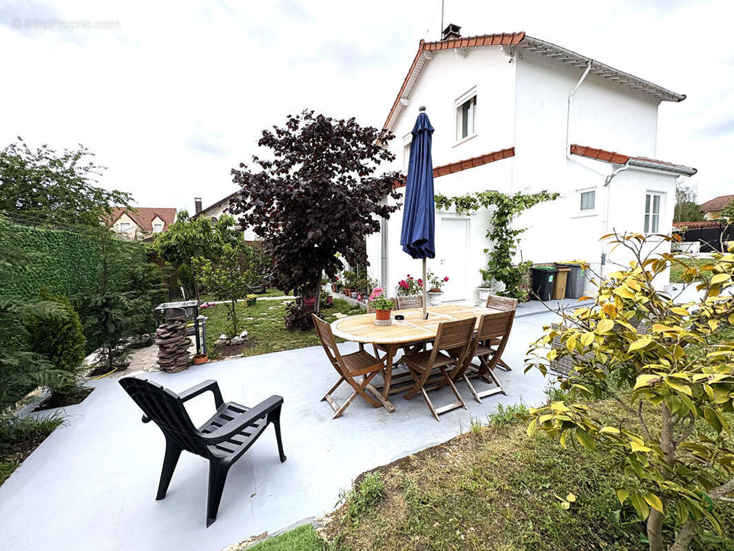 Maison à EAUBONNE